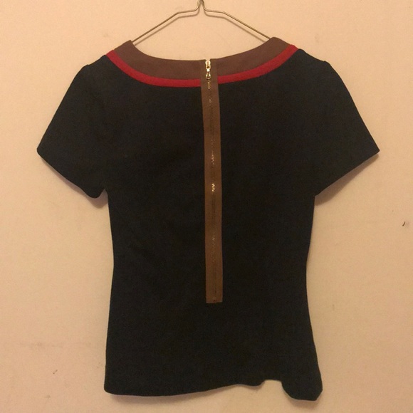Square Neck Short Sleeve - Picture 2 of 2